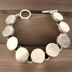 Vintage Mexico Sterling Silver Toggle Bracelet
33.6 grams